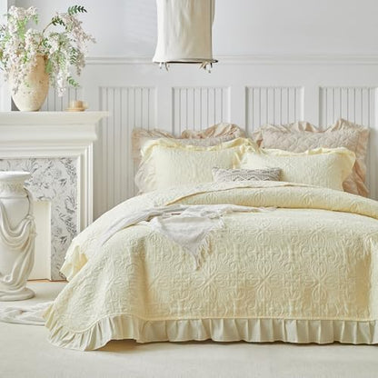 Ruffles Quilt Set King Size 96 * 108 in - 3 Pieces Solid Shabby Chic Farmhouse Ruffled Bedding Rustic Coverlet Lightweight Fluffy Summer Oversized Bedspread with Shams for Women Men Light Yellow