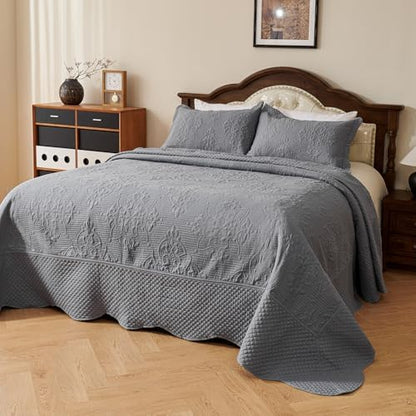 EVENHUG Oversized King Bedspreads California King Quilt Set with Pillow Shams Extra Wide Large King Size Quilts Lightweight Coverlet Bedding Sets Light Grey 120"x120"