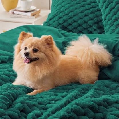 BEDELITE Fluffy King Size Comforter Set, Dark Green Fleece Bed Set 3 Pieces
