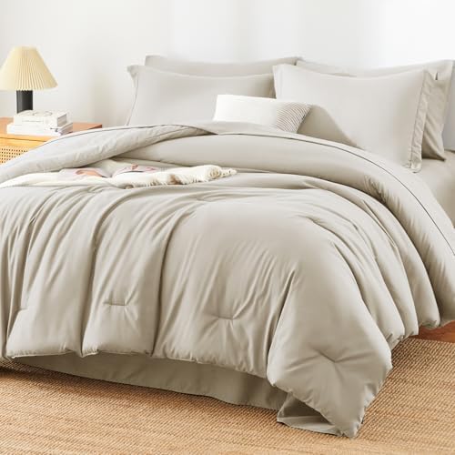 HIMEET Full Comforter Set, 7-Piece Point-Quilted Bed in a Bag, Beige