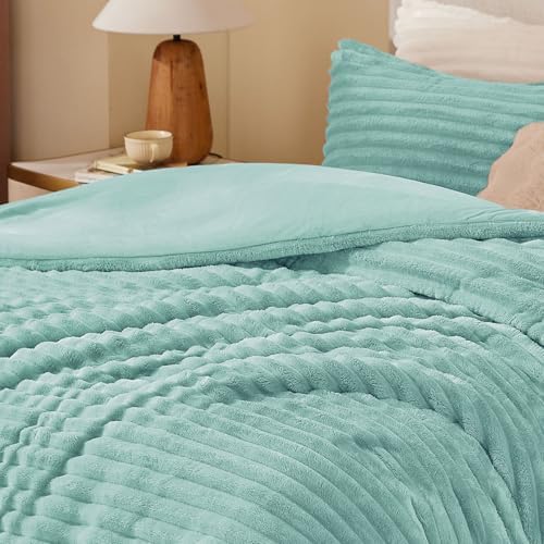 BEDELITE Fleece Queen Comforter Set, Fluffy Bed Set, Haze Blue