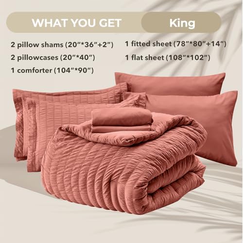HYMOKEGE Coral King Size Comforter Set Seersucker 7 Pieces, All Season Luxury Bed in a Bag for Bedroom, Bedding Set with Comforter, Sheets, Pillowcases & Shams
