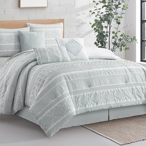 LANCO MODERN LIFESTYLE 7 Piece California King Comforter Set, Dusty Green, Elegant Jacquard with Patchwork, Stylish and Cozy Bedding Collection, Premium Bedding Set with Bedskirt, Shams and Pillows