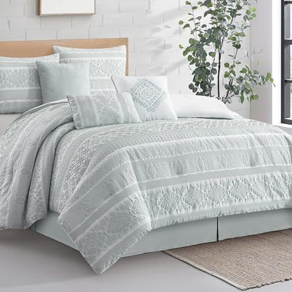 LANCO MODERN LIFESTYLE 7 Piece California King Comforter Set, Dusty Green, Elegant Jacquard with Patchwork, Stylish and Cozy Bedding Collection, Premium Bedding Set with Bedskirt, Shams and Pillows