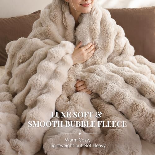 Smoofy Fluffy Faux Rabbit Fur Bubble Comforter Twin Size - Linen