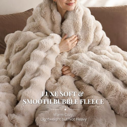Smoofy Fluffy Faux Rabbit Fur Bubble Comforter Twin Size - Linen