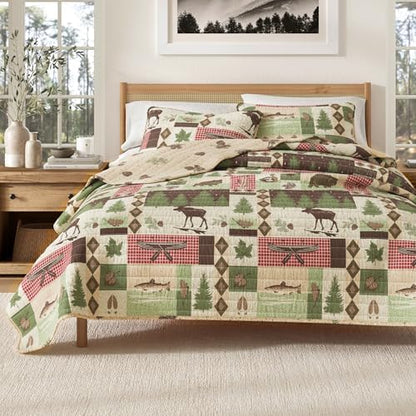 Great Bay Home Lodge Quilt Set - 3-Piece King/California King Size Rustic Bedding Set - Lightweight, All-Season, Reversible Bedspread (Lodge Patchwork)