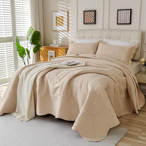 EVENHUG Oversized King Bedspreads California King Quilt Set with Pillow Shams Extra Wide Large King Size Quilts Lightweight Coverlet Bedding Sets Beige 120"x120"