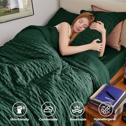 HYMOKEGE Emerald Green Twin Comforter Set Seersucker 5 Pieces, All Season Luxury Bed in a Bag for Bedroom, Bedding Set with Comforter, Sheets, Pillowcase & Sham