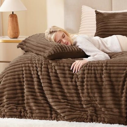 EXQ Home Fluffy Comforter Set King Size,3 Pieces Bed Set,Taupe Brown