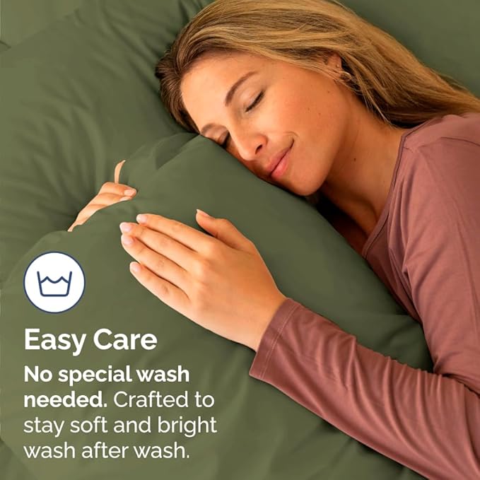 Standard Pillow Cases Set of 4 - Ultra Soft Hotel Quality Pillowcase Covers - Comfy Bedding for Women, Men, Kids & Teens - Machine Washable Pillow Protectors - 4 Piece Set - Standard Size Sage Green