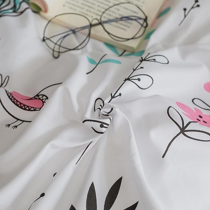 HighBuy Aesthetic Floral Comforter Set Full, Boho Chic Flowers Pattern Bedding Comforter Sets Fluffy for College Girl, Comfy Soft Cute Flower Coquette Cottagecore Bedding Comforter Set