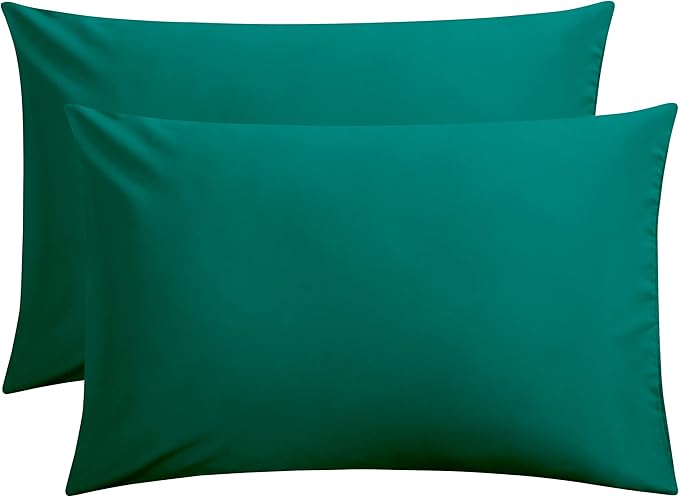 FLXXIE Pillow Cases Queen, Soft Microfiber Pillow Covers with Envelope Closure, Wrinkle Resistant Pillowcases, 2 Piece Set, 20x30, Dark Green