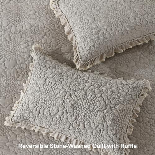 HORIMOTE HOME Beige Ruffled Quilt Queen Size, Stone-Washed Microfiber Lightweight Crinkled Farmhouse Rustic Shabby Chic Bedding Set, 3 Pieces Reversible Bedspread with Pillow Shams for All Season