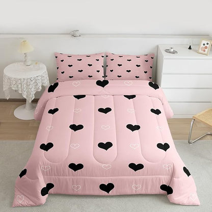 Girls Comforter Set Full Size Cute Heart Pattern Bedding Set Lovely Pink Black Down Comforter Cartoon Geometric Soft Quilt Set Girly Kawaii Bedroom Decor Gift Modern Duvet Set with 2 Pillowcases