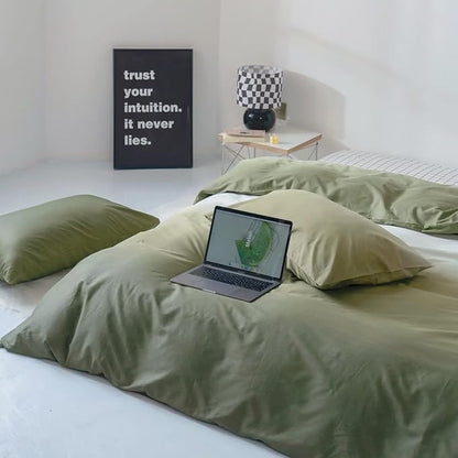 CLOTHKNOW Green White Queen Comforter Set Gradient Green Bedding Comforter Sets Soft Comforter with 2 x Pillow Cases