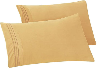 Elegant Comfort Solid Pillowcases 1500 Premium Hotel Quality Microfiber - Smooth Weave, Wrinkle and Stain Resistant, Easy Slip-On, 2-Piece Set, King Pillowcase, Gold