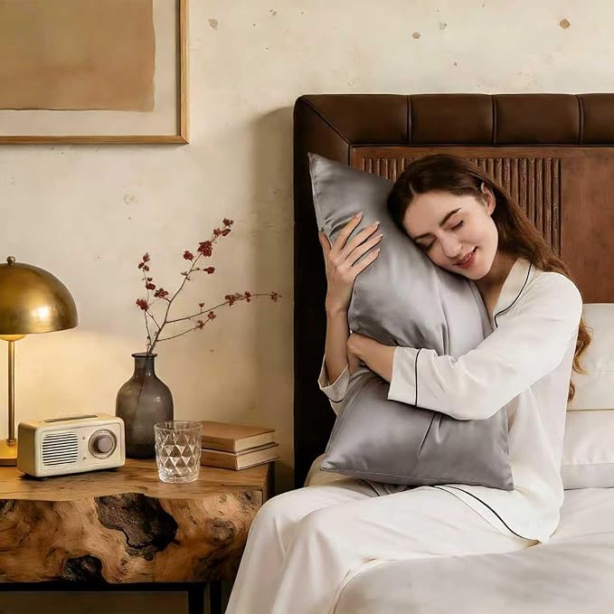 ZIMASILK 25 Momme 100% Pure Mulberry Silk Pillowcase for Hair and Skin Care, Highest Grade 6A Pillow Cases for Women, Long-Lasting Durablity, Gift for Women Men, 1Pc (King 20"x36", Iron Gray)