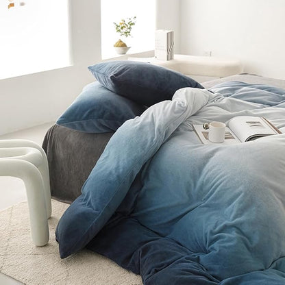 CLOTHKNOW Blue White Queen Comforter Set Velvet Bedding Comforter Sets Soft Blue Gradient Queen Comforter with 2 x Pillow Cases