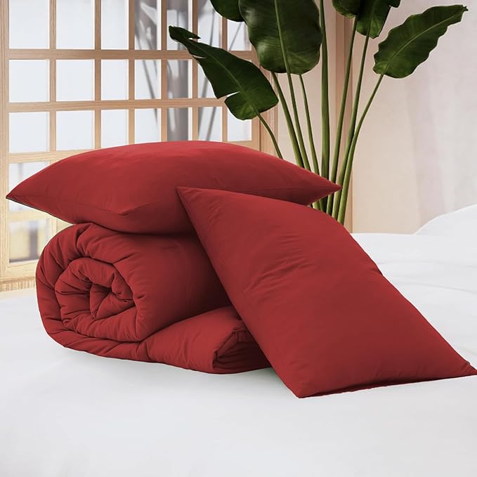 WRENSONGE Queen Comforter Set - 3 Pieces Prewashed Bright Red Comforter Soft Lightweight for All Seasons,Down Alternative Comforters Queen Size with 2 Pillow Shams