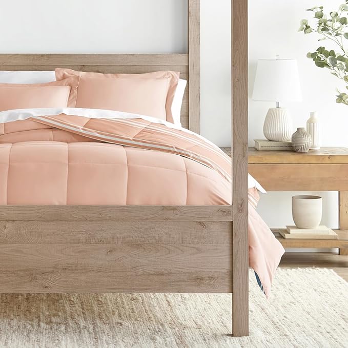 LINENS & HUTCH Comforter Set Patterned Microfiber All Season Down-Alternative Ultra Soft Bedding in Soft Stripe - King/Cal-King Soft Stripe Rose