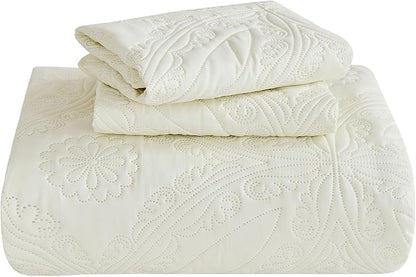 Kingnex Oversized King Bedspreads 128x120 for Extra Wide Tall King or Cal King Bed Ultrasonic Quilted Coverlet Set 3 Piece Include 1 Quilt 2 Pillowcases Cream