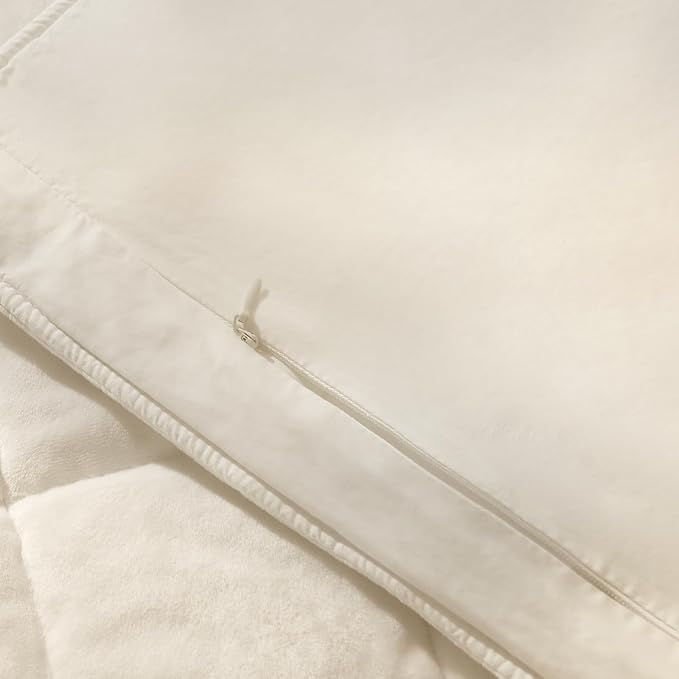 Oversized King Greek Velvet Quilt Set, 3× Softer Luxe Sheen, 100% Cotton Backing, 150GSM Down-Alternative Fill, Extra-Wide 112×106" Hotel-Style Luxury Coverage (1 Quilt + 2 Pillow Shams),Whisper White