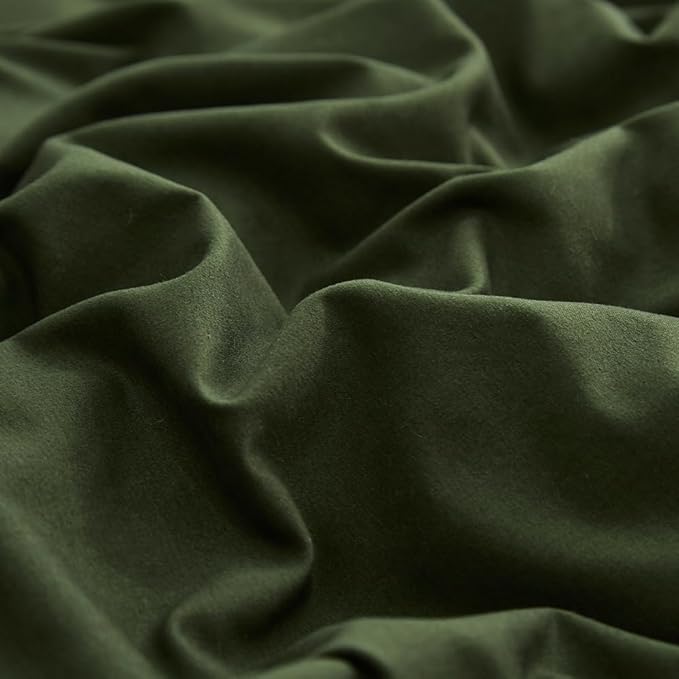 CLOTHKNOW Dark Green California King Comforter Set Green Bedding Comforter Sets Soft Hunter Green Comforter with 2 x Pillow Cases