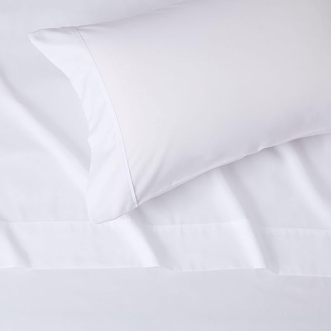 Amazon Basics Lightweight Breathable Wrinkle-Free Brushed Microfiber 3-Piece Bed Sheet Set with 14-Inch Deep Pockets, Twin, Bright White, Solid