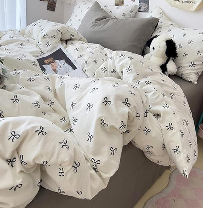 White Comforter Set Full Size Black Bow Quilt Bedding Set 3 Pieces, Comforter Set Full, Soft Lightweight Comforter(79‘’ x 90‘’) for Girl All Season & 2 Pillowcases(30‘’x20‘’)