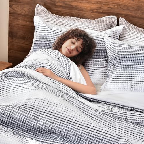 PHF Yarn Dyed Waffle Comforter Set 3 Pieces King, White and Navy Blue