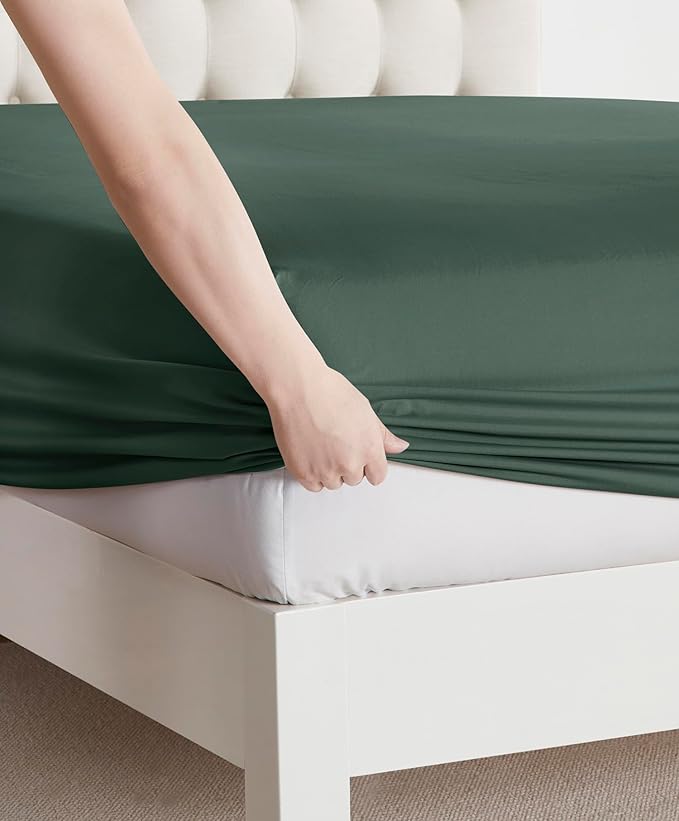 Clara Clark Bed Sheets, Premier 1800 Series Bed Sheet Set, Deep Pocket, Wrinkle, Fade, Stain Resistant, Luxury Soft Bedding Sheets & Pillowcases, Twin, Forest Green