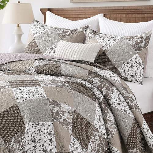 HIARUO Quilt Set Queen Size 3 Pieces Floral Patchwork Comforter Bedspread Boho Plaid Coverlet Reversible Lightweight Farmhouse Bedding with 2 Pillow Covers Shams for All Season, Brown