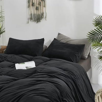 CLOTHKNOW Black California King Comforter Set Velvet Bedding Comforter Sets Soft Flannel Comforters Black Comforter with 2 x Pillow Cases