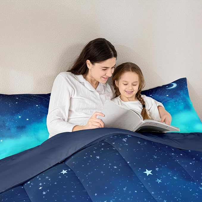 Galaxy Comforter Set Full,3 Piece Star Moon Bedding Set for Toddler,Kawaii Aesthetic Bed Set Star Space Down Comforter,Soft Reversible Starry Sky Duvet Insert with 2 Pillow Shams(Navy Blue Gradient)