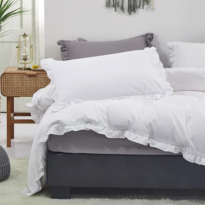 CLOTHKNOW White Ruffle Queen Comforter Set Farmhouse Bedding Comforter Sets Shabby Chic Comforter Soft Comforter with 2 x Pillow Cases