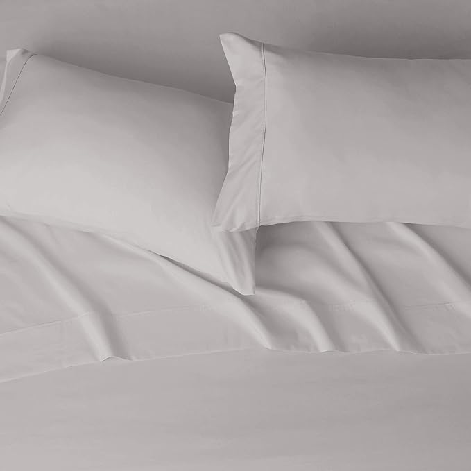Amazon Basics Lightweight Super Soft Comfortable Breathable Wrinkle Resistant Microfiber 4 Piece Bed Sheet Set with 14-Inch Deep Pockets, Queen, Light Gray, Solid