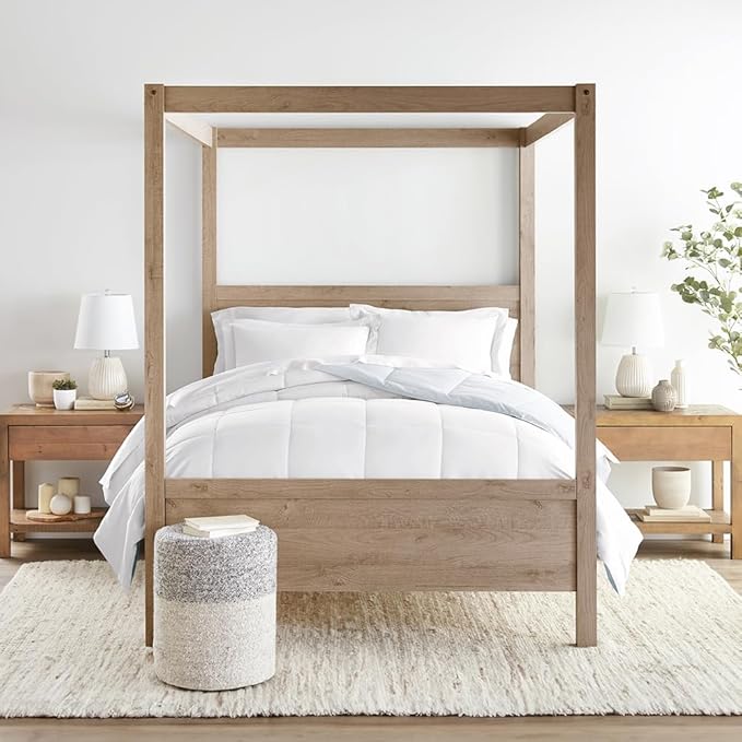 LINENS & HUTCH Comforter Set Patterned Microfiber All Season Down-Alternative Ultra Soft Bedding in Ocean Waves White - Full/Queen Ocean Waves White Light Blue