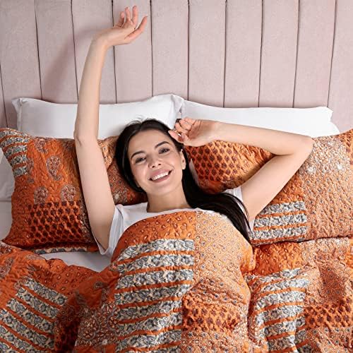 LEAONME Quilt Set Full/Queen Size 3 Piece Bedspread Coverlet Lightweight Comforter Microfiber Bedding Set All Season Oversized 90x98 Inch Bed Cover Paisley Burnt Orange/Rust(1 Quilt,2 Pillow Shams)