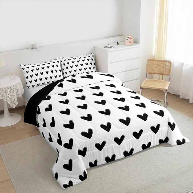 Love Comforter Set King White and Black Heart Pattern Bedding for Women Men Teens Valentine Day Gift Down Comforter Cartoon Love Heart Quilted Duvet Geometric Soft Warm Bedding Sets Bedroom Decor