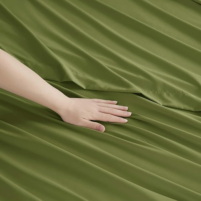 Clara Clark Full Sheets, 6 Piece Set - Hotel Luxury Bed Sheets, Super Soft Bedding Set, Full Size, Calla Green