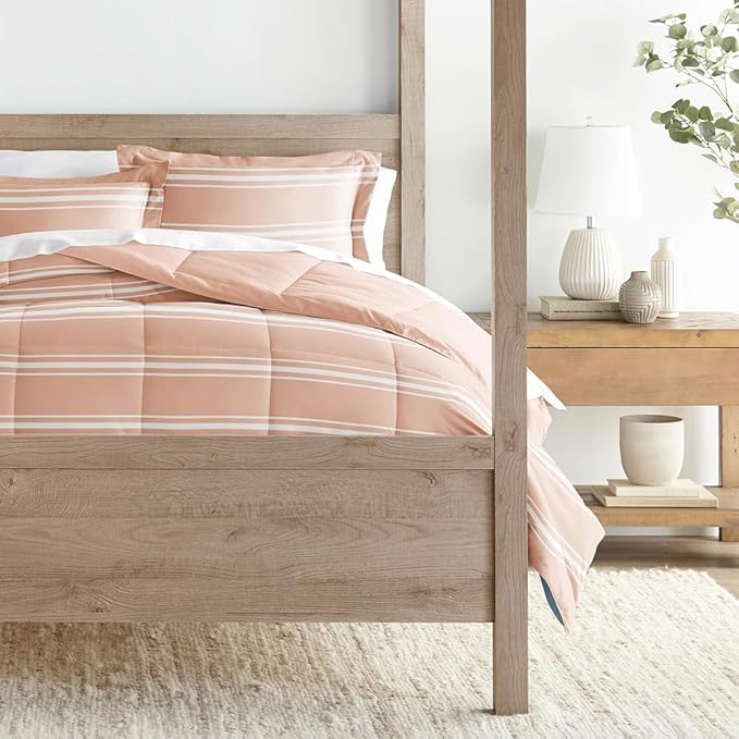 LINENS & HUTCH Comforter Set Patterned Microfiber All Season Down-Alternative Ultra Soft Bedding in Soft Stripe - King/Cal-King Soft Stripe Rose