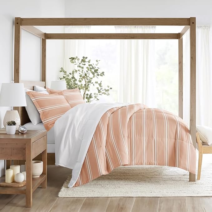 LINENS & HUTCH Comforter Set Patterned Microfiber All Season Down-Alternative Ultra Soft Bedding in Soft Stripe - King/Cal-King Soft Stripe Rose