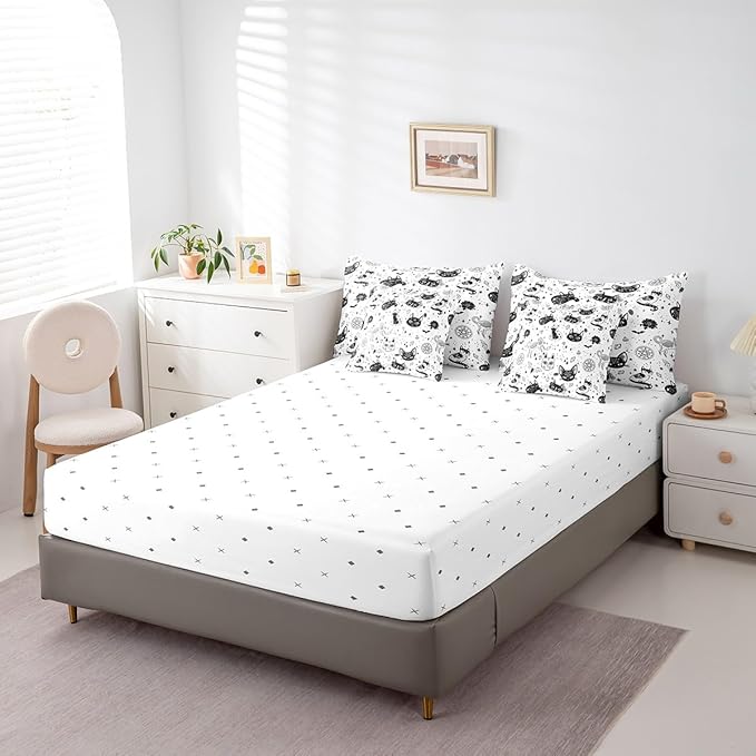 Cat Skeleton Bedding Set,Black White Wildlifes King Comforter Set with Sheets for Kids Boys Girls Teens Room Decor,Mysterious Constellation Bed in a Bag 7 Piece for Bedroom Living Room