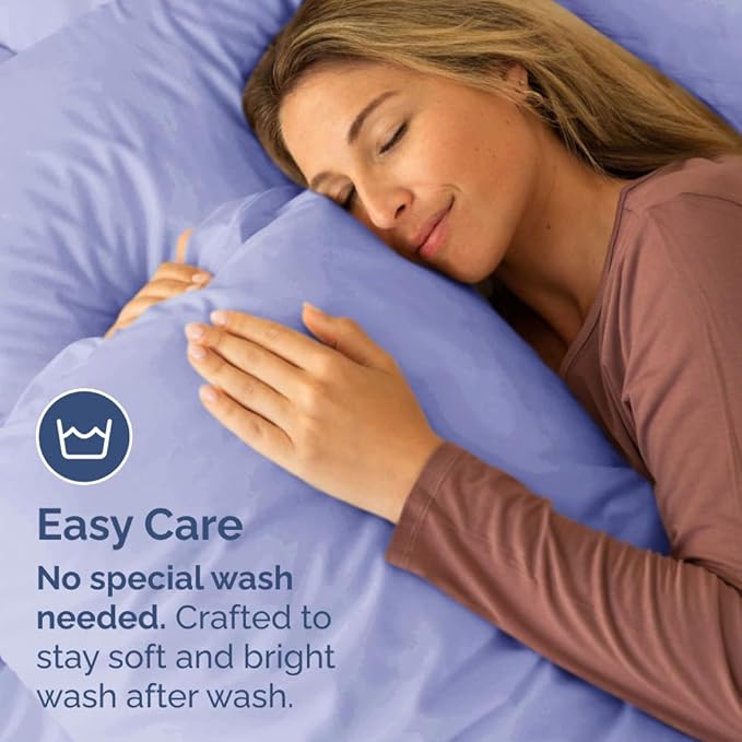 Standard Pillow Cases Set of 4 - Ultra Soft Hotel Quality Pillowcase Covers - Comfy Bedding for Women, Men, Kids & Teens - Machine Washable Pillow Protectors - 4 Piece Set - Standard Size Lavender