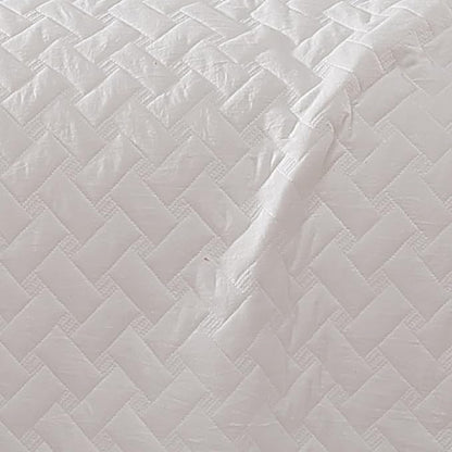 WRENSONGE King Size Quilt-3 Pieces Weave White Bedspreads King Quilt Bedding Set for All Seasons, Soft Summer Coverlet with 2 Pillow Shams Suitable for Bed, Couch, Quilted Blanket
