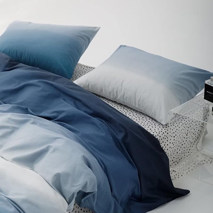 Luxlovery Blue White Comforter Cal King Gradient Bedding Comforter Set California King Dark Blue Modern Soft Breathable Colorful Blanket Quilts Comforter Set