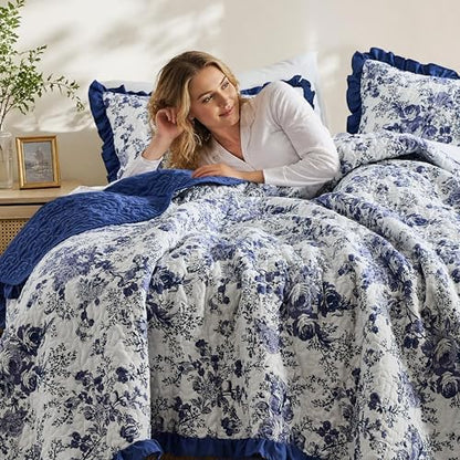 Wonderful Blue Floral Ruffle Quilt Set King Size, 3 Pieces Botanical Cotton Face Shabby Chic Cottagecore Bedspread Coverlet, Breathable Bedding Set for All Season, 104"x90"
