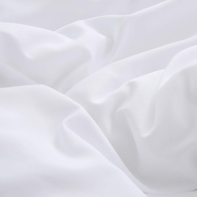 Houseri White Comforter King Size, 3 Pieces Lightweight Solid White Bedding Set King, All Season Soft Pure White King Size Comforter Set Extra Fluffy Ultra Comfy Bed Quilt (1 Comforter, 2 Pillowcases)