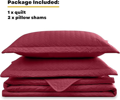 Maple&Stone Quilt Set Queen Size, Burgundy Lightweight Bedspread Ultrasonic Chevron Pattern Light Coverlet for All Season Comforter Bedding Decor - 3 Piece Queen Bed Cover Sets